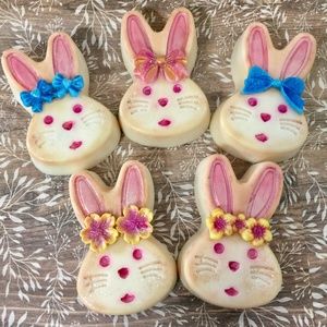 Cpuntry Bunny Soaps ( 5 soaps on this listing as shown)